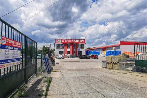 Exteriér Stavebného centra Ádám v Rimavskej Sobote