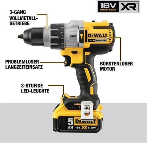 Detail LED osvetlenia na DeWALT DCD996P2
