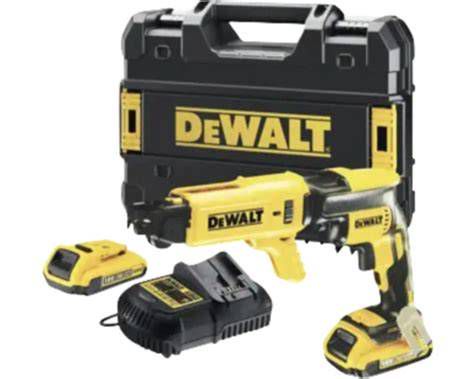 Detailný záber na bezuhlíkový motor a prevodovku aku skrutkovača DeWALT