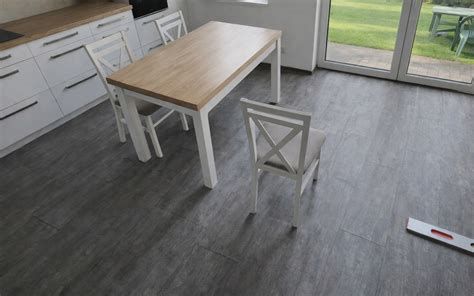 Zjištění nerovností podkladu před pokládkou potěru