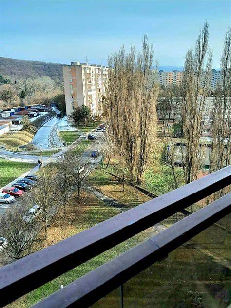 Moderný bazén po rekonštrukcii s novými prvkami