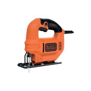 Priamočiara píla Black & Decker v akcii