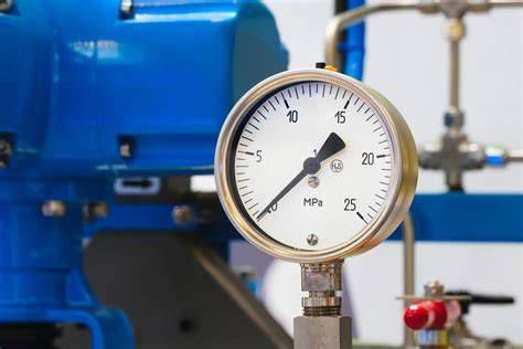 Manometer vykurovacej sústavy zobrazujúci tlak