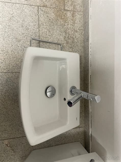 Rôzne typy predstenových modulov (WC, umývadlo, bidet, pisoár)