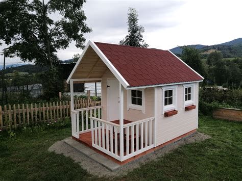 Príklad montáže dverí do záhradného domčeka