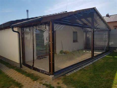 Výhody transparentných PVC plachiet