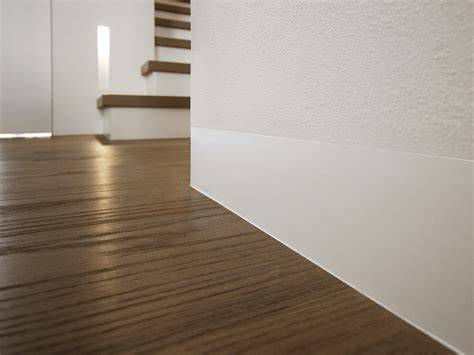 Render skryté soklové lišty Dorsis LINUS v moderním interiéru