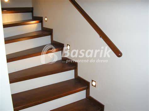Schodisko v dome s detskou zábranou