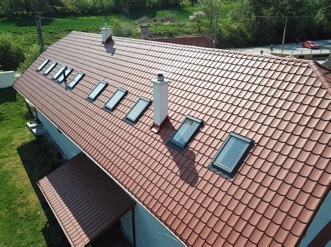 Schéma poškodenia plechovej strechy vplyvom počasia