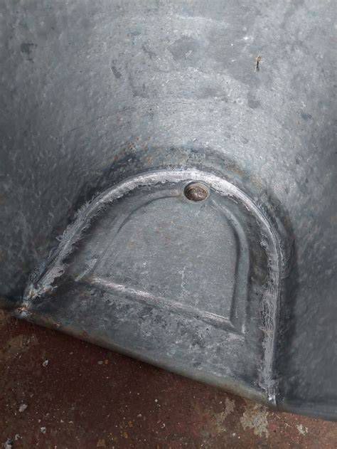 Detail udiarne vyrobenej z liatinovej vane